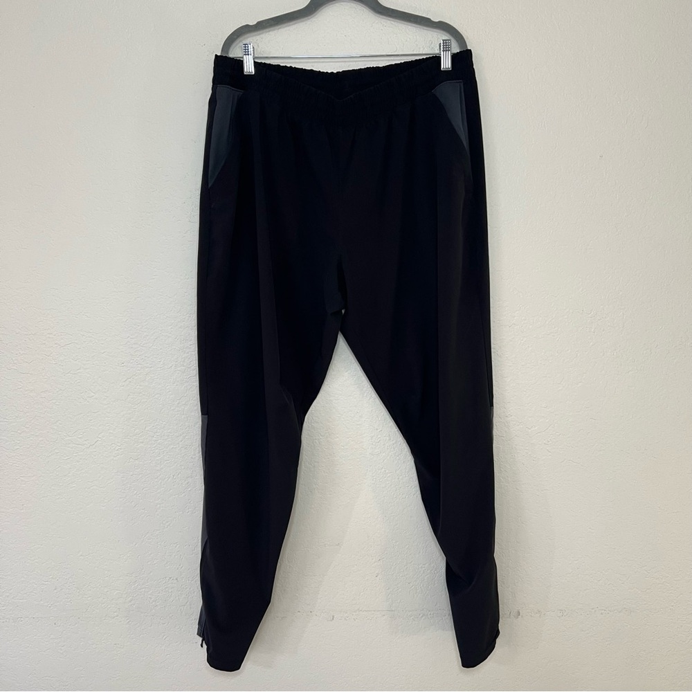 Under Armour Pants Men’s XXL Black Gray UA‎ Squad Warm Up Logo Pockets Zip Ankle